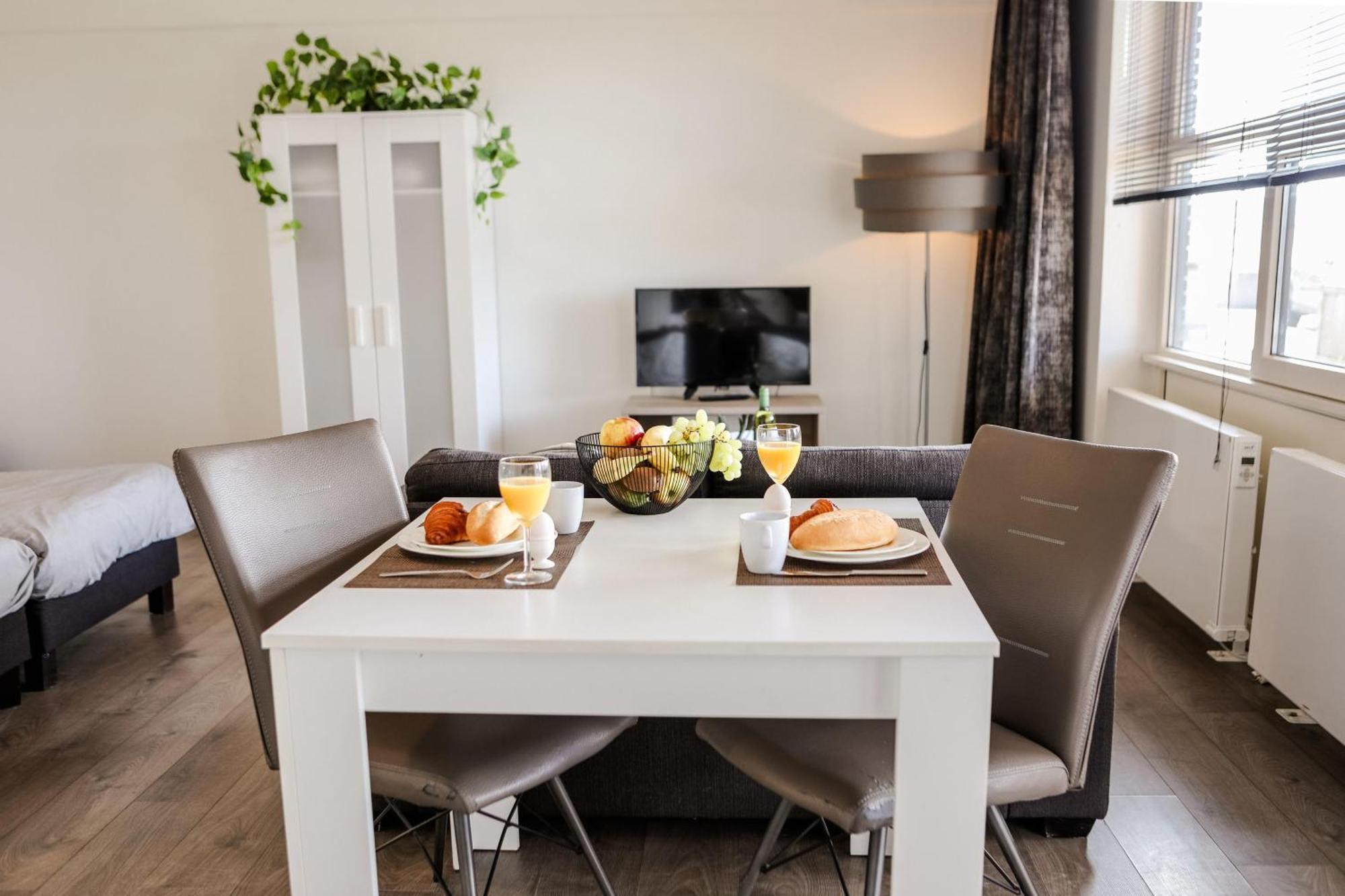 Strand Appartementen Wemeldinge Exterior foto
